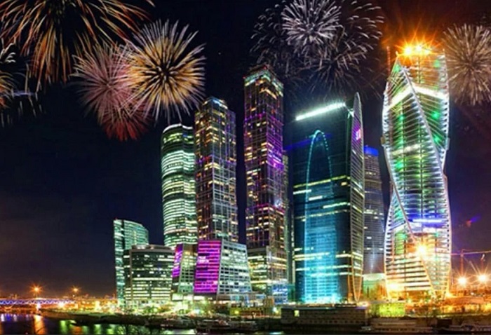 Новый год 2025 в Москве: куда сходить на новогодние праздники
